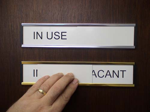 Slider Sign,IN USE/VACANT Fоur Расk 2.5 x 10.5 Inches Headline Sign Slide to Change For Use on Conference Room Doors 1519